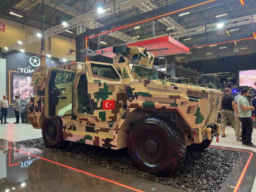 Pusat, IDEF’te sergileniyor