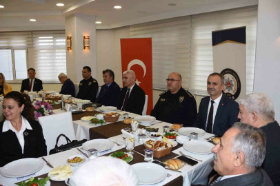 Balıkesir İl Emniyet Müdürü muhtarlarla  buluştu