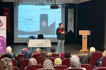Gölcüklü kadınlara "En İyi Narkotik Polisi: Anne" semineri