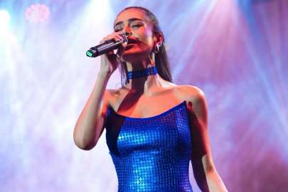 Elif Buse Doğan 'yaz' hızını kesmiyor