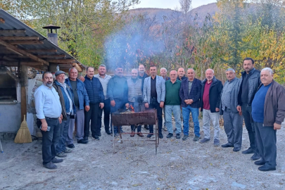 Tokat'ta siyasetçi, gazeteci ve eski muhtarlar buluştu