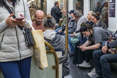 İzmir Metrosu’nda kesintisiz iletişim dönemi başladı