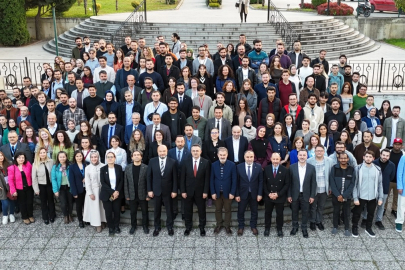 Bursa Teknik Üniversitesi mezunları aynı çatıda buluştu