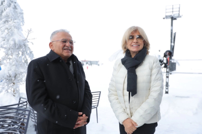 Eski Başbakan Tansu Çiller Kayseri'de