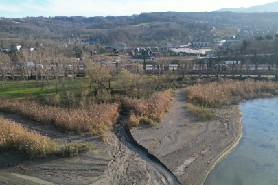 Göl havzasındaki kıyılara SASKİ uyarısı: Gölün ekolojik dengesini tehdit etmeyelim