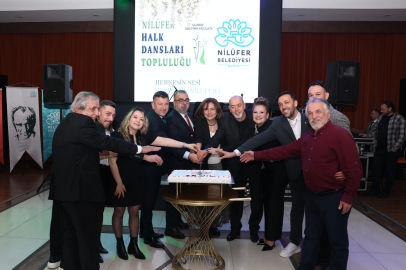 Nilüfer Halk Dansları Topluluğu'ndan 25. yıl kutlaması