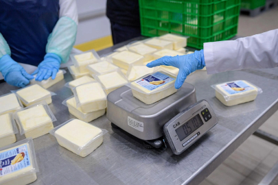 İzmir Büyükşehir’den peynir hamlesi... 500 gramlık kaşar 165 TL