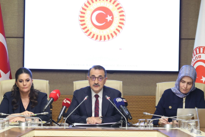 Komisyon beklenen raporu sundu... Türkiye yapay zekâda üreten ve düzenleyen olacak