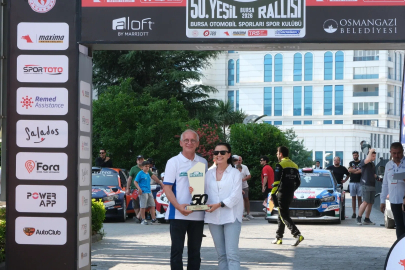 Şentürk Otomotiv, Yeşil Bursa Rallisi'nde Hızın ve Başarının Yanındaydı