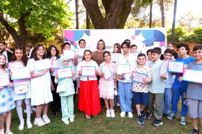 Üsküdar Çocuk Üniversitesi’nde Mezuniyet Coşkusu