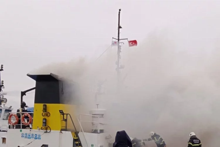 Ceyport Limanı’ndaki römorkör yangınında 1 kişi öldü