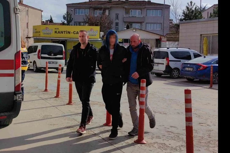 Bursa’da 2 kişiyi bıçaklayan şüpheli yakalandı
