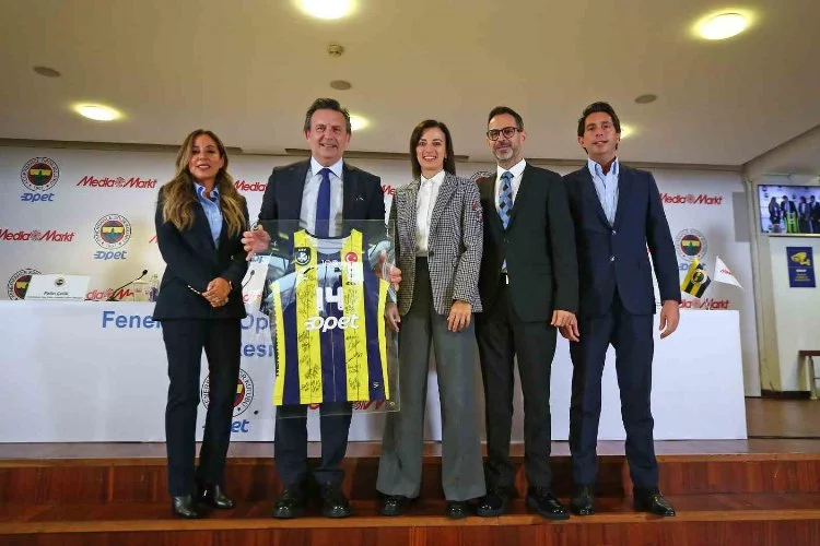 MediaMarkt ile Fenerbahçe Opet Kadın Voleybol Takımı arasında iş birliği